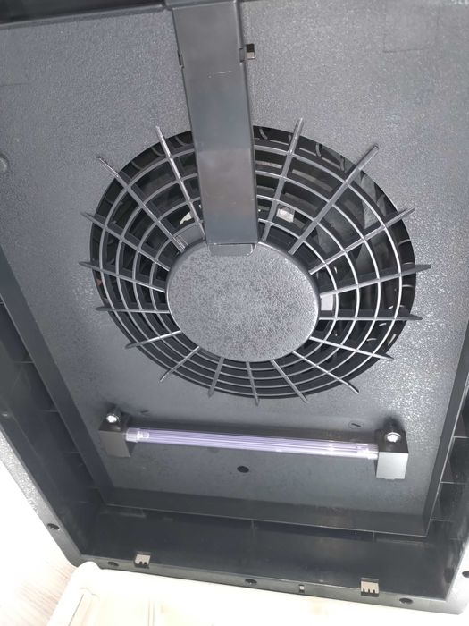 Oczyszczacz powietrza Eldom PO200 HEPA lampa UV jak nowy