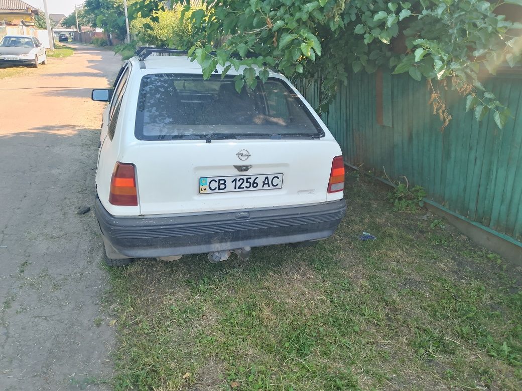 Продам опель кадет