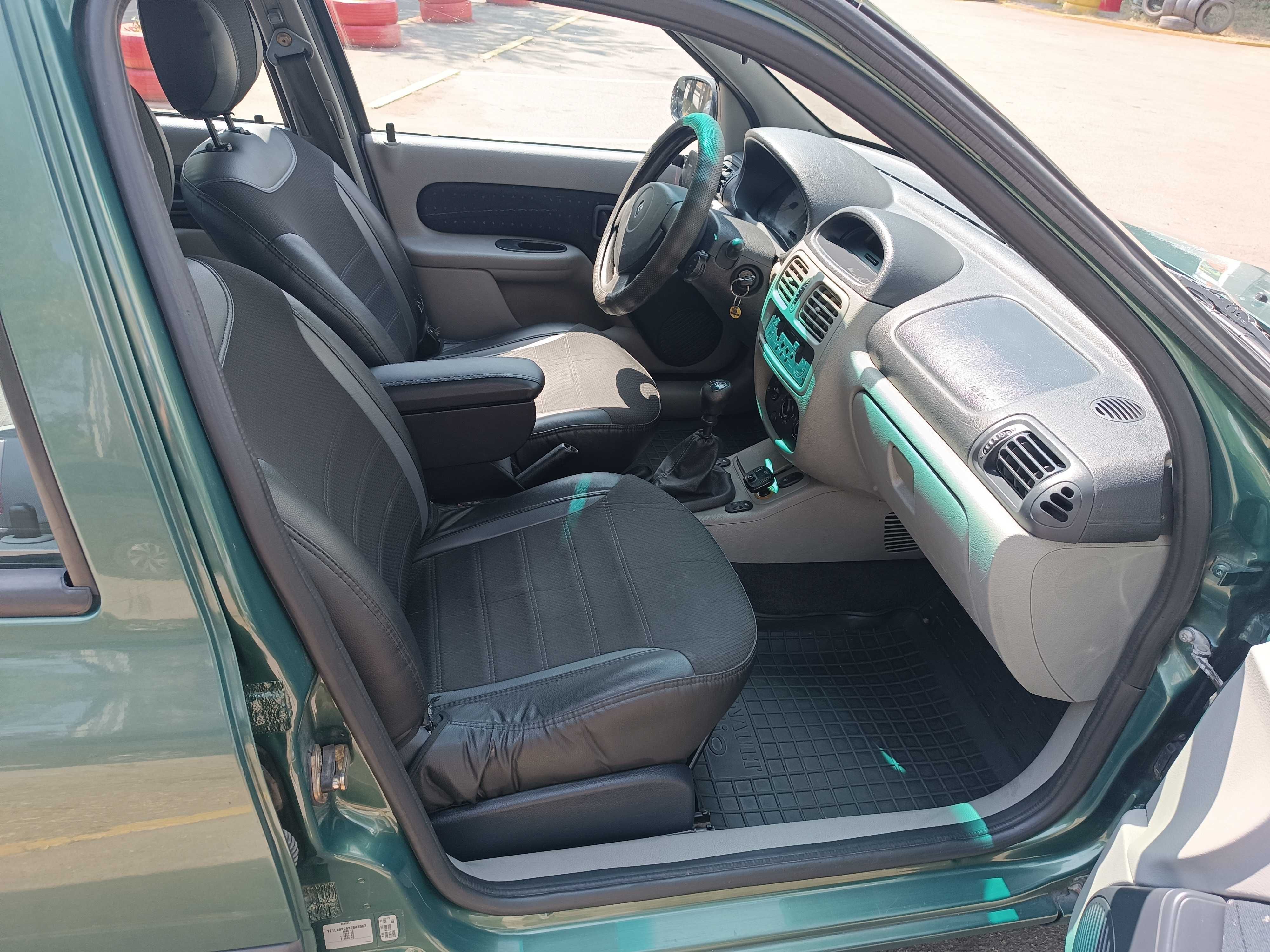 Renault Clio Symbol 2003р 1,4 16V