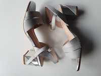 Sandały skórzane srebrne Sergio Leone 37 na obcasie