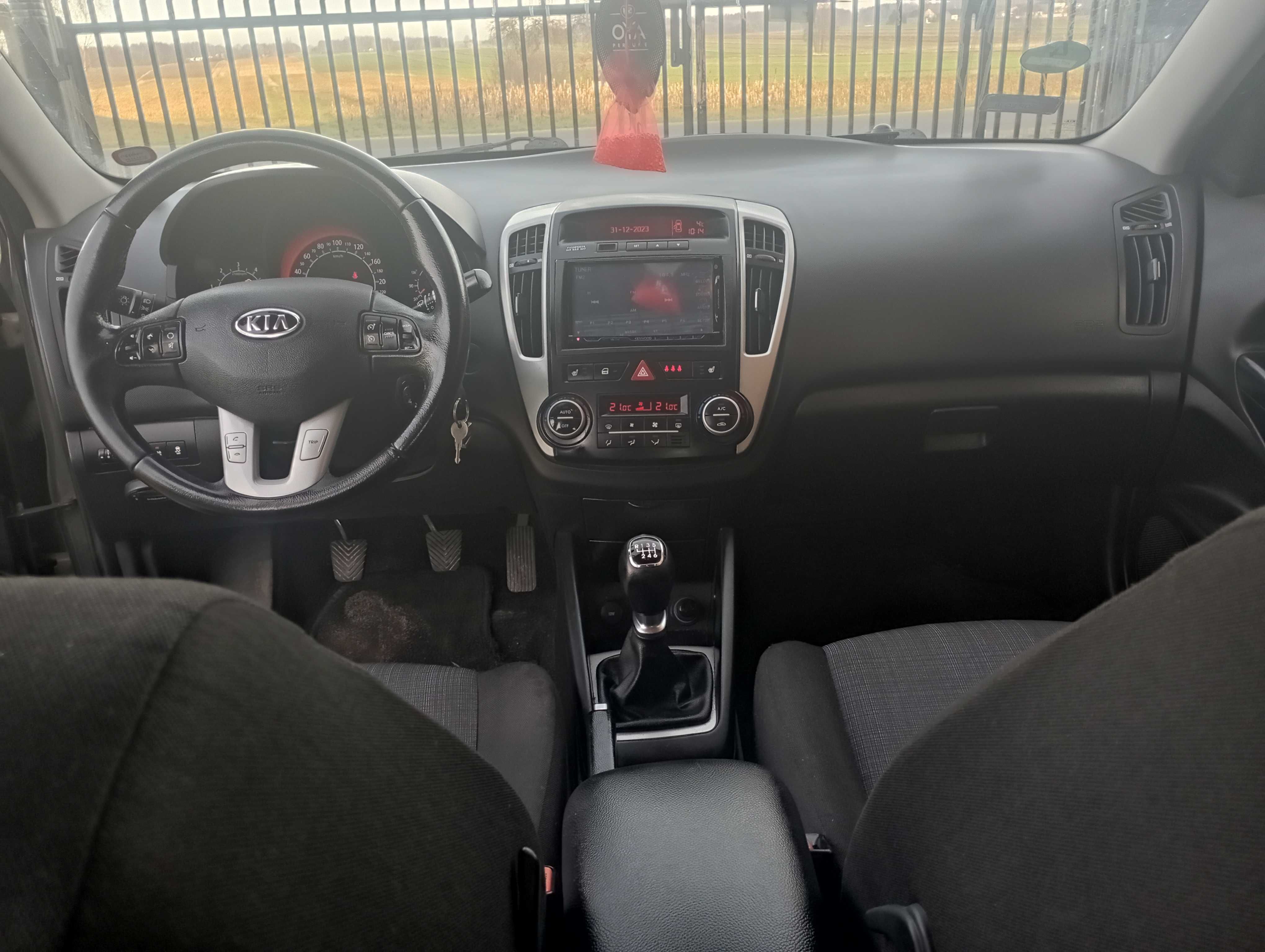 Kia Cee'd 1.6 CRDi 2010 rok