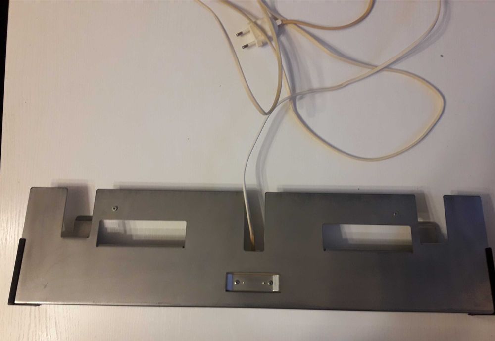 Lampa regałowa podwieszana na 2x zarówka E14 szer. 56 cm IKEA BILLY