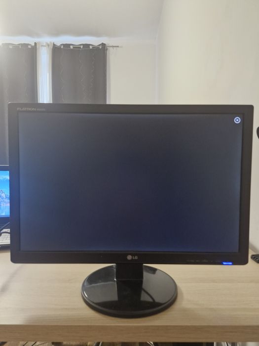 Monitor LG FLATRON W2242W 22" 1680×1050 VGA