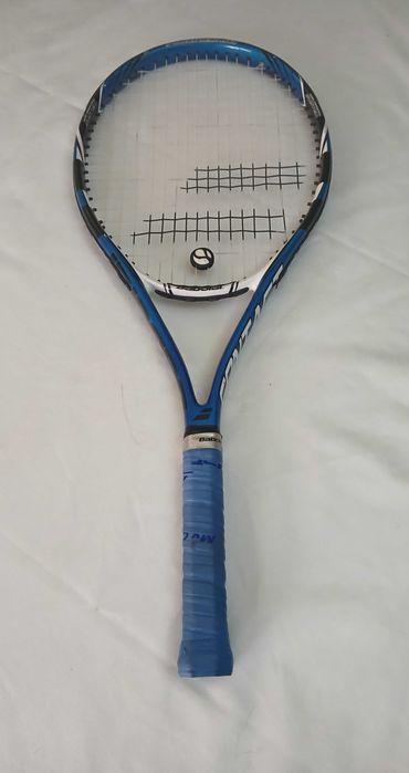 Excelente raquete Babolat Contact Tour . Encordoamento de origem.