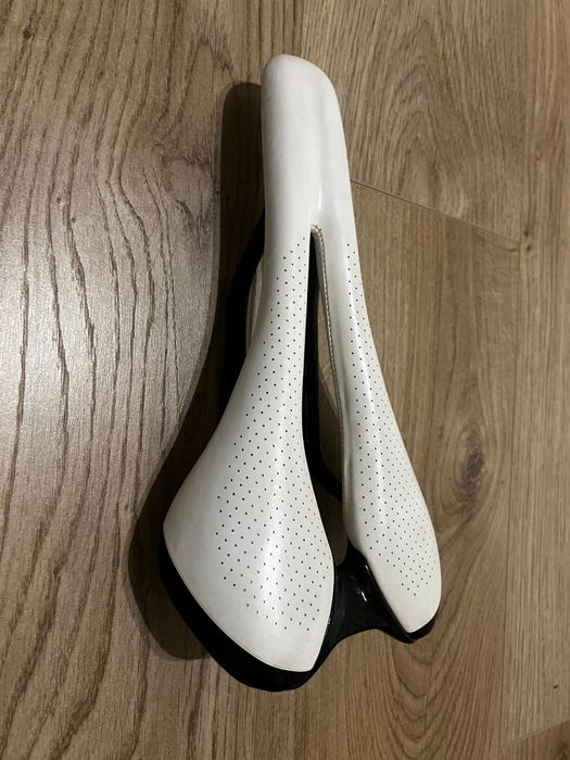 Selim Bontrager Ajna Pro 144mm