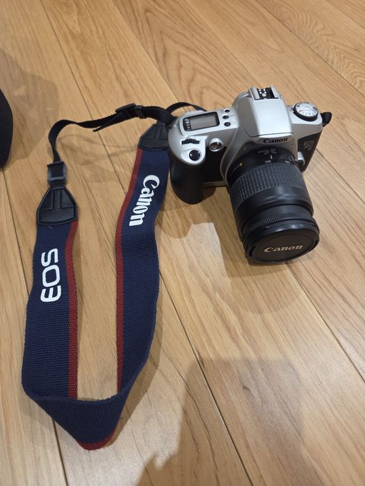 Maquina Canon EOS 500