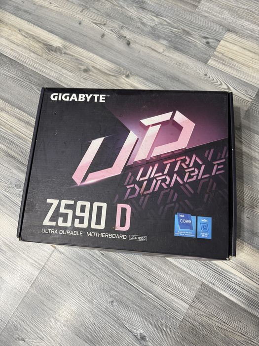 системний блок, копмʼютер для ігор та роботи з усіма коробками