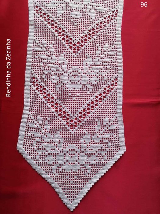 Centro mesa em crochê artesanal