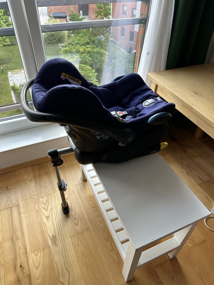 Fotelik 0-13 Maxi Cosi Cabrio Fix z bazą Easy Fix