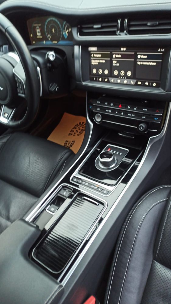 Jaguar XF R-SPORT (possibilidade credito)