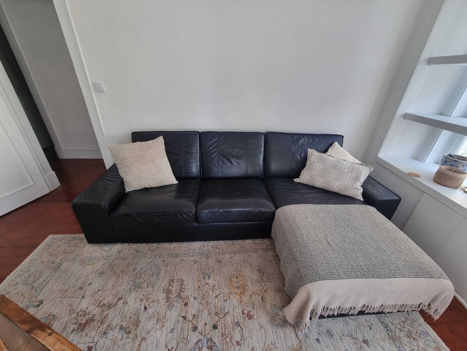 Sofá de Pele com Chaise Longue - IKEA Kivik de 4 lugares
