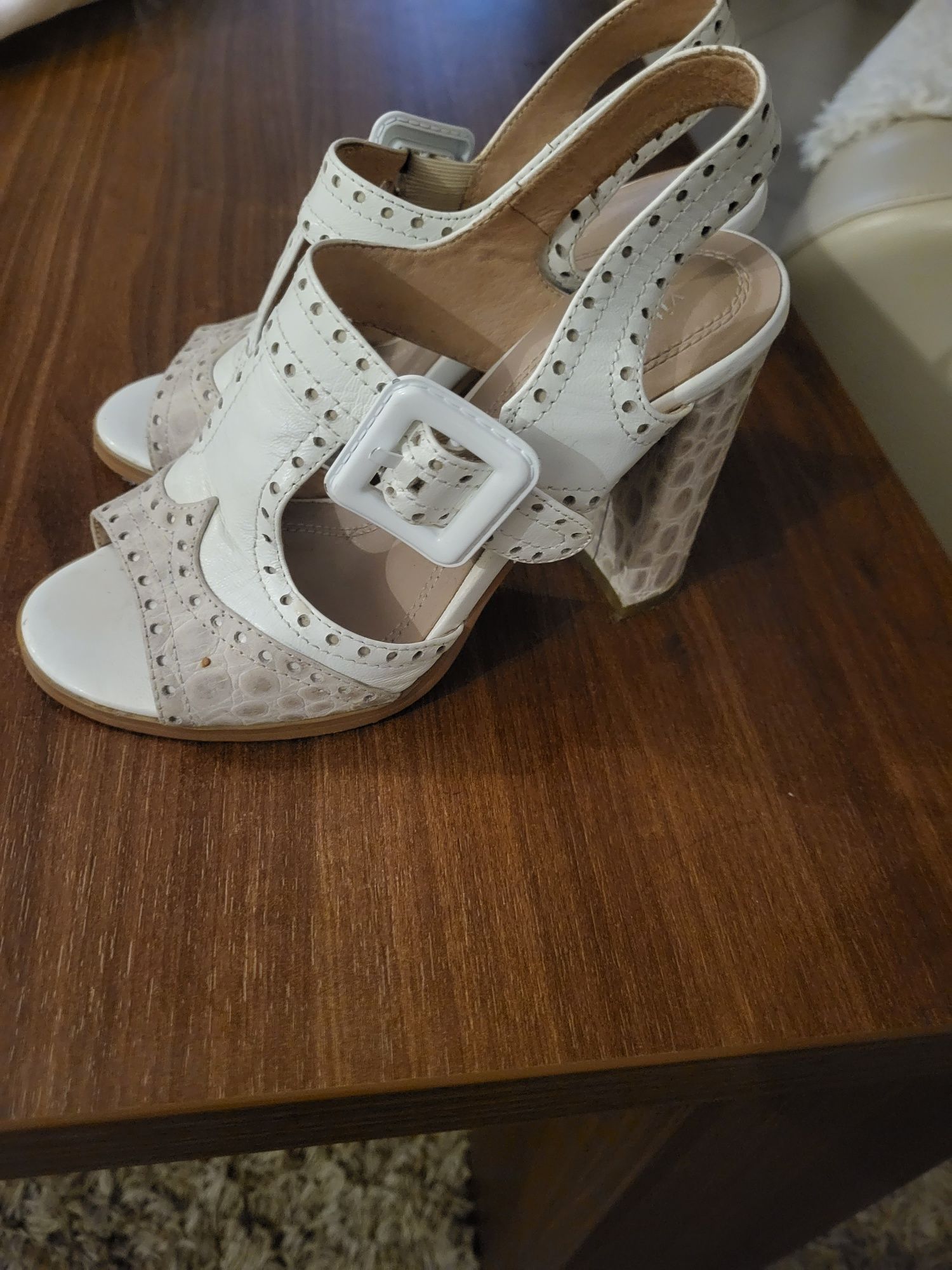 Buty skóra naturalna