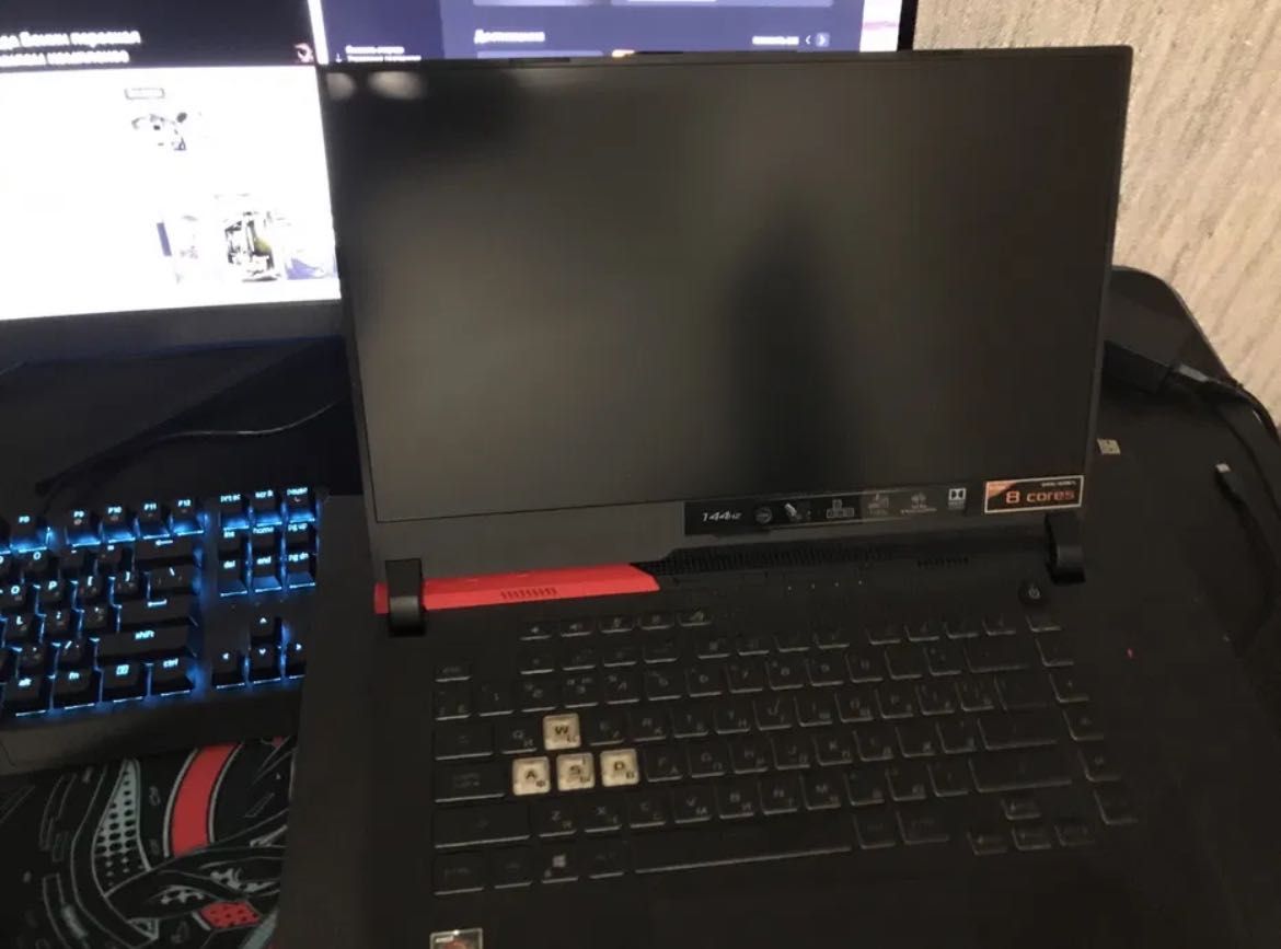 Ігровий ноутбук Asus ROG Strix G513QE  RTX 3050 Ti  Ryzen 7 5800H