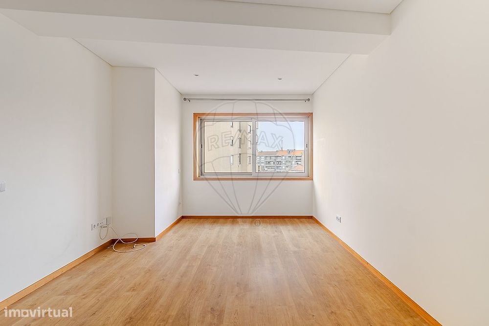 Apartamento T1 para arrendamento