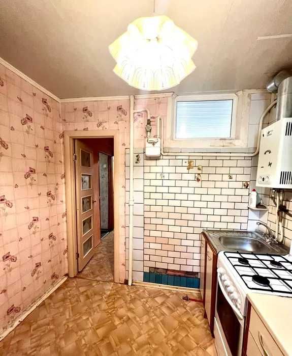 Продам 2х комнатную квартиру в кирпичного доме Центр Артема