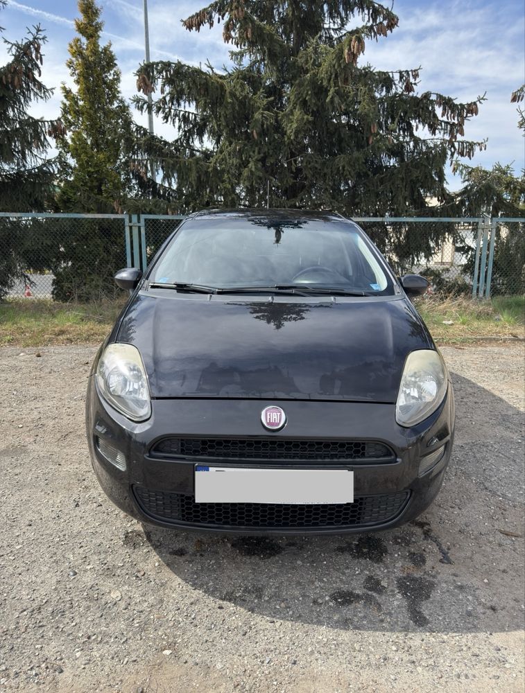 Fiat Punto 2012r - wazne OC i przeglad do 2026r