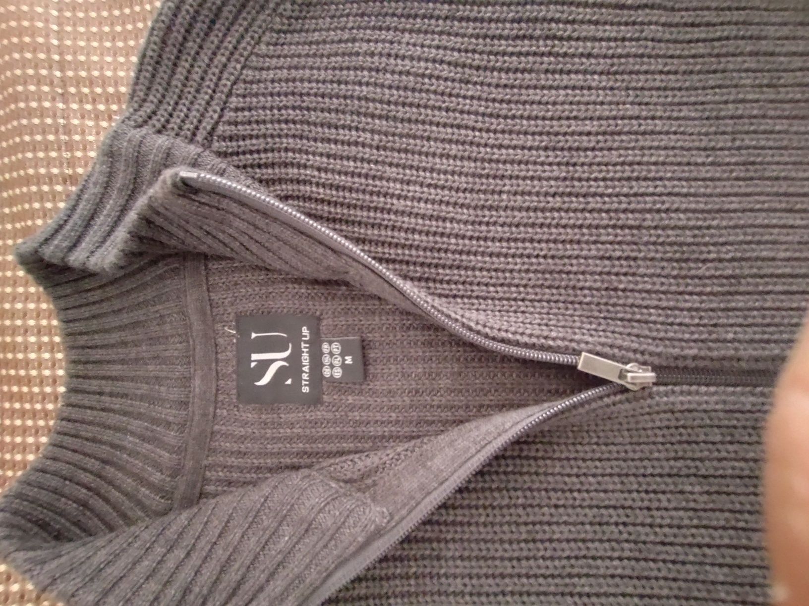 Camisola de fecho
