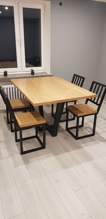 Stół i krzesła / pilne