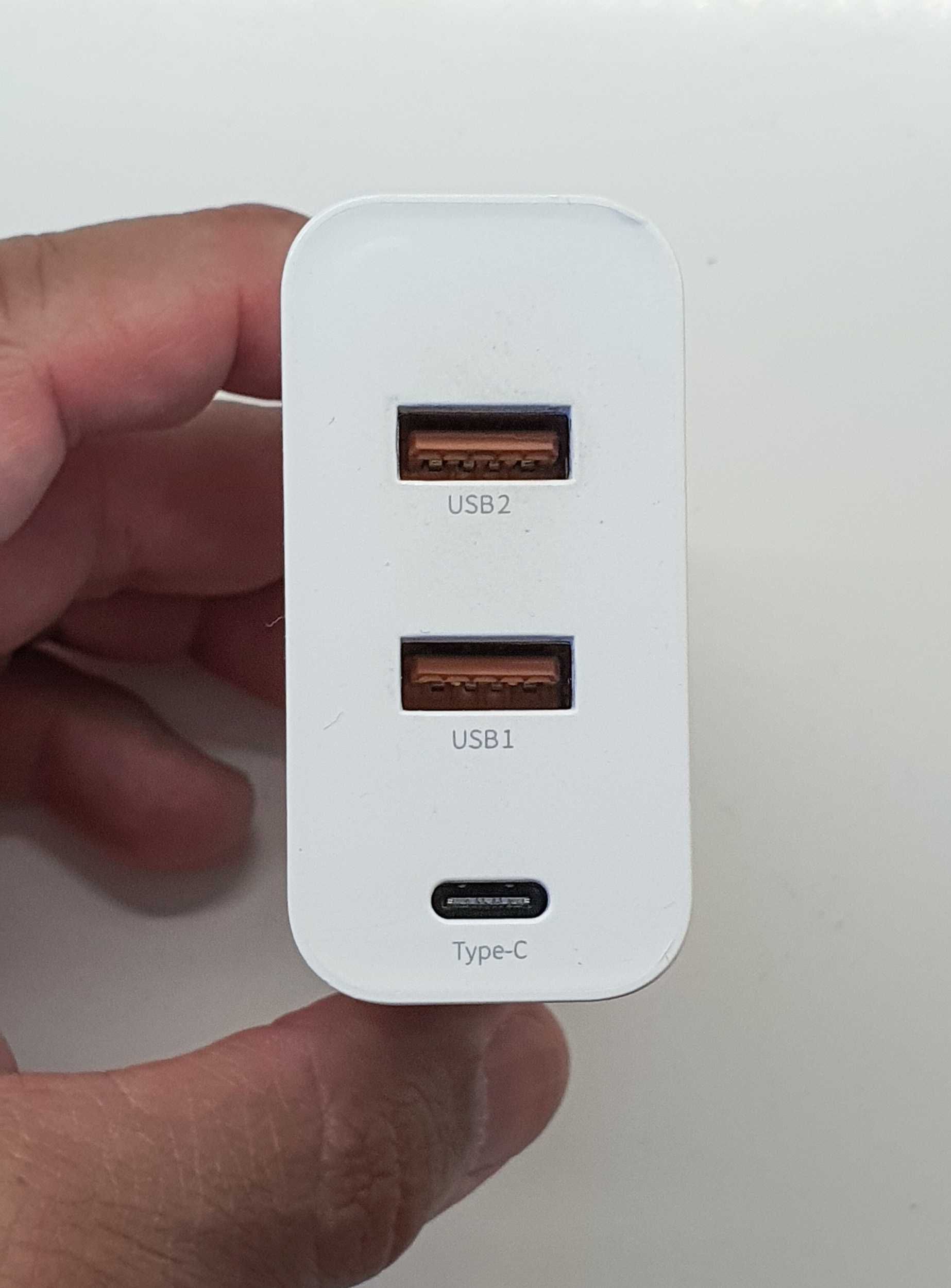 Carregador GAN Baseus 65w 2x USB + USB-C