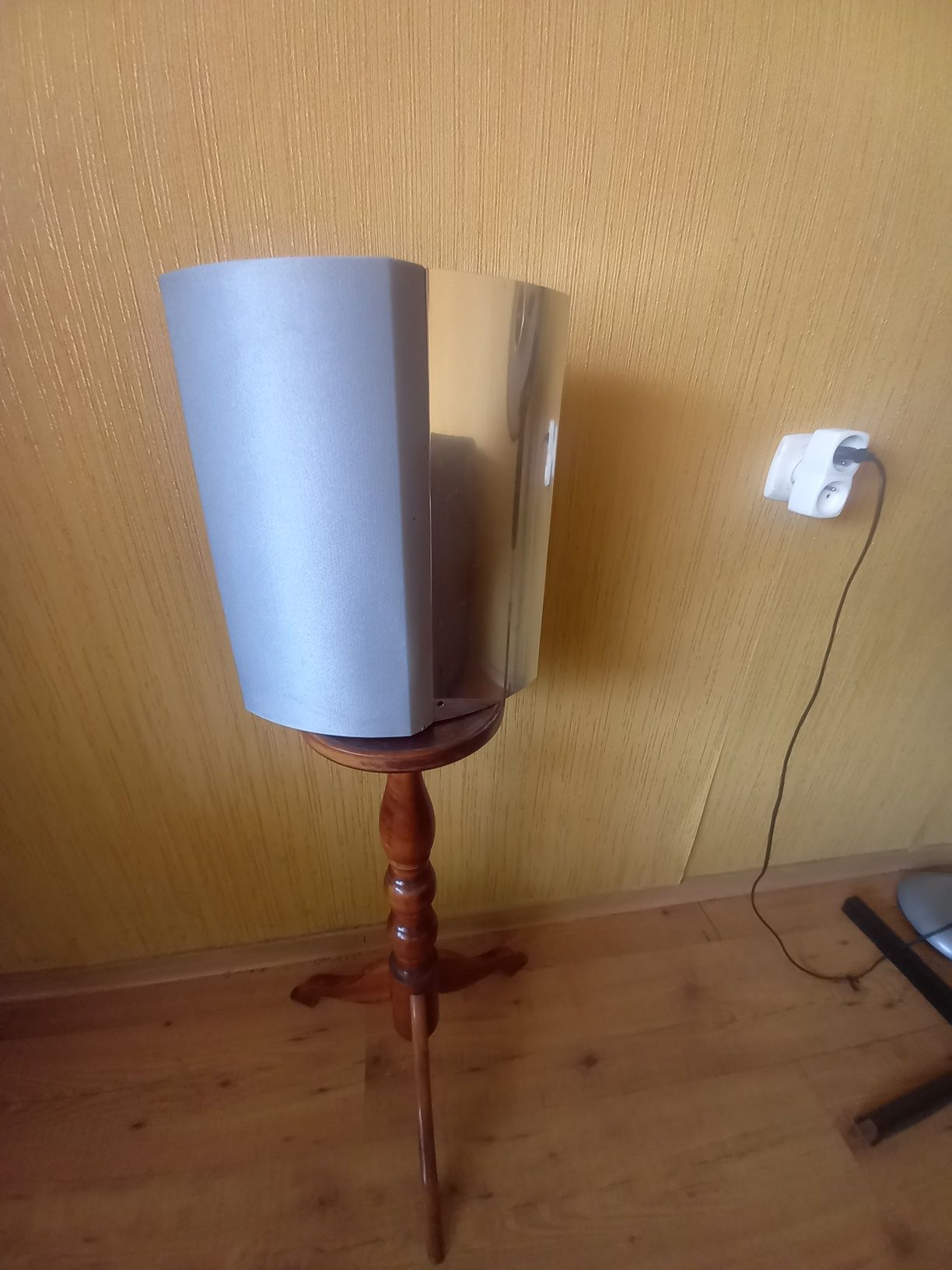 Kolumna aktywna BeoLab 4000