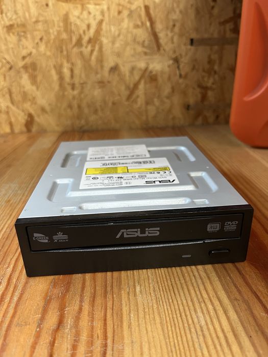 Leitor e Gravador de CDs/DVDs ASUS DRW-24F1ST