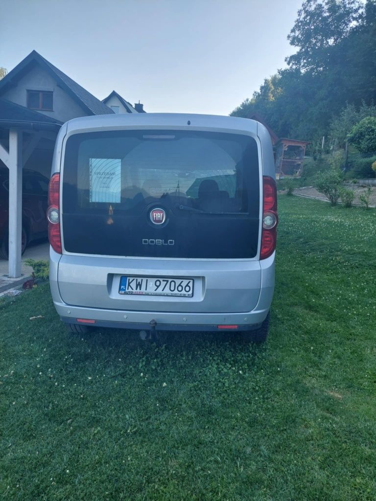 Sprzedam Fiata Doblo 2015