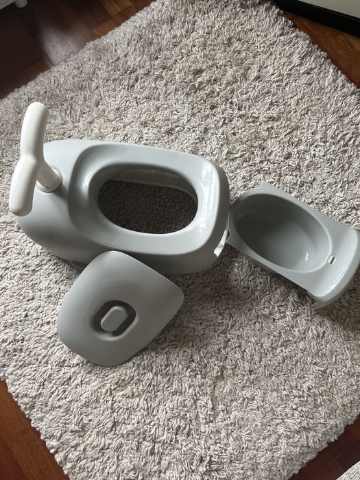 Penico de bebé em forma de baleia