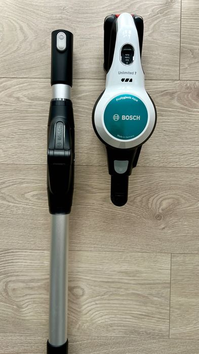 Odkurzacz pionowy Bosch Unlimited 7 ProHygienic Aqua BCS71HYG3