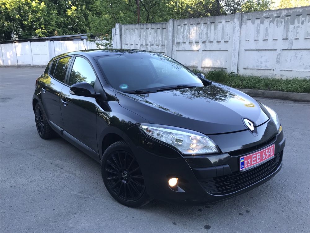 Renault Megane 1.6 бензин