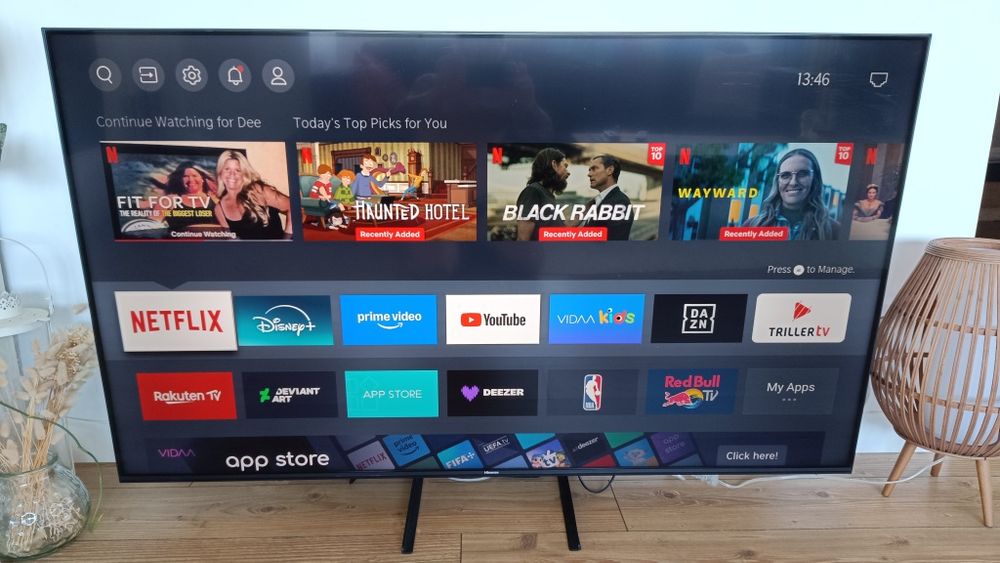 Ecrã plano Hisense de 65 polegadas