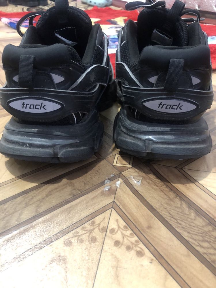 Balenciaga Track 1