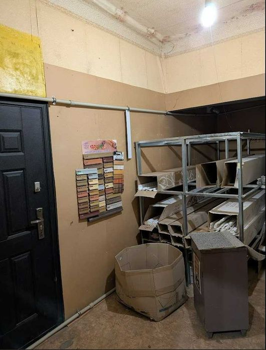 Продам магазин в Люботині в центрі міста!Напрацьована торгова точка!SE