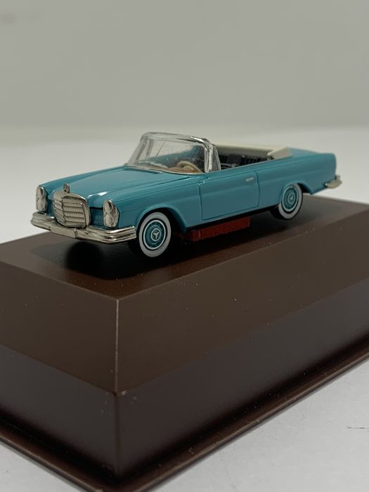 Mercedes 280 SE Brekina escala 1/87