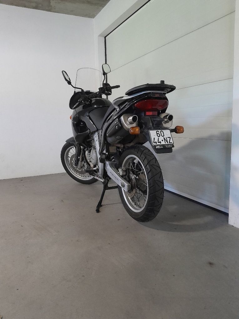 Aprilia Pegaso650
