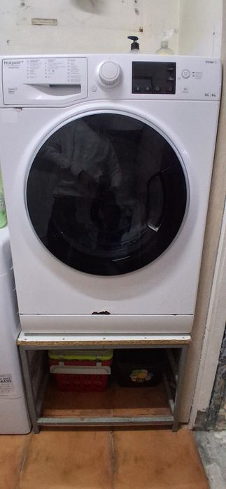 Maquina lavar e secar roupa Hotpoint