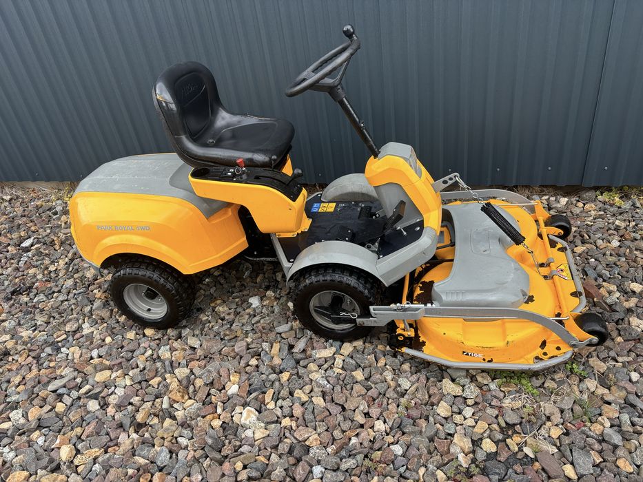 Stiga Park Royale 4WD Honda GCV 530 4x4