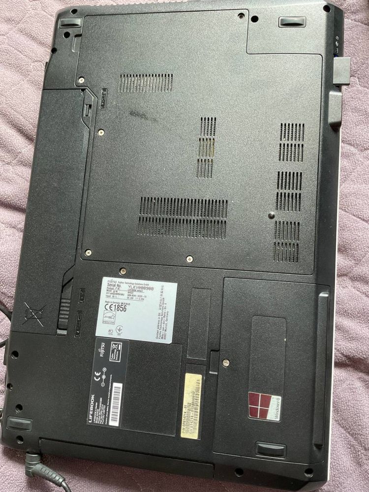 Нотбук Fujitsu AH532 Lifebook