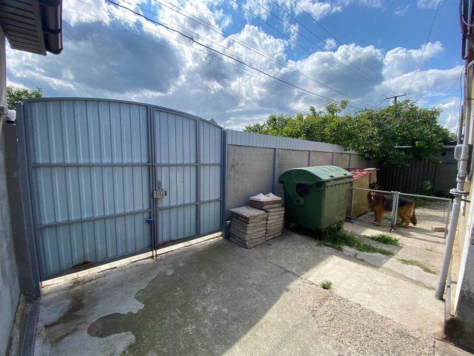 2 Дома+гараж на 2 машины Зеленый двор