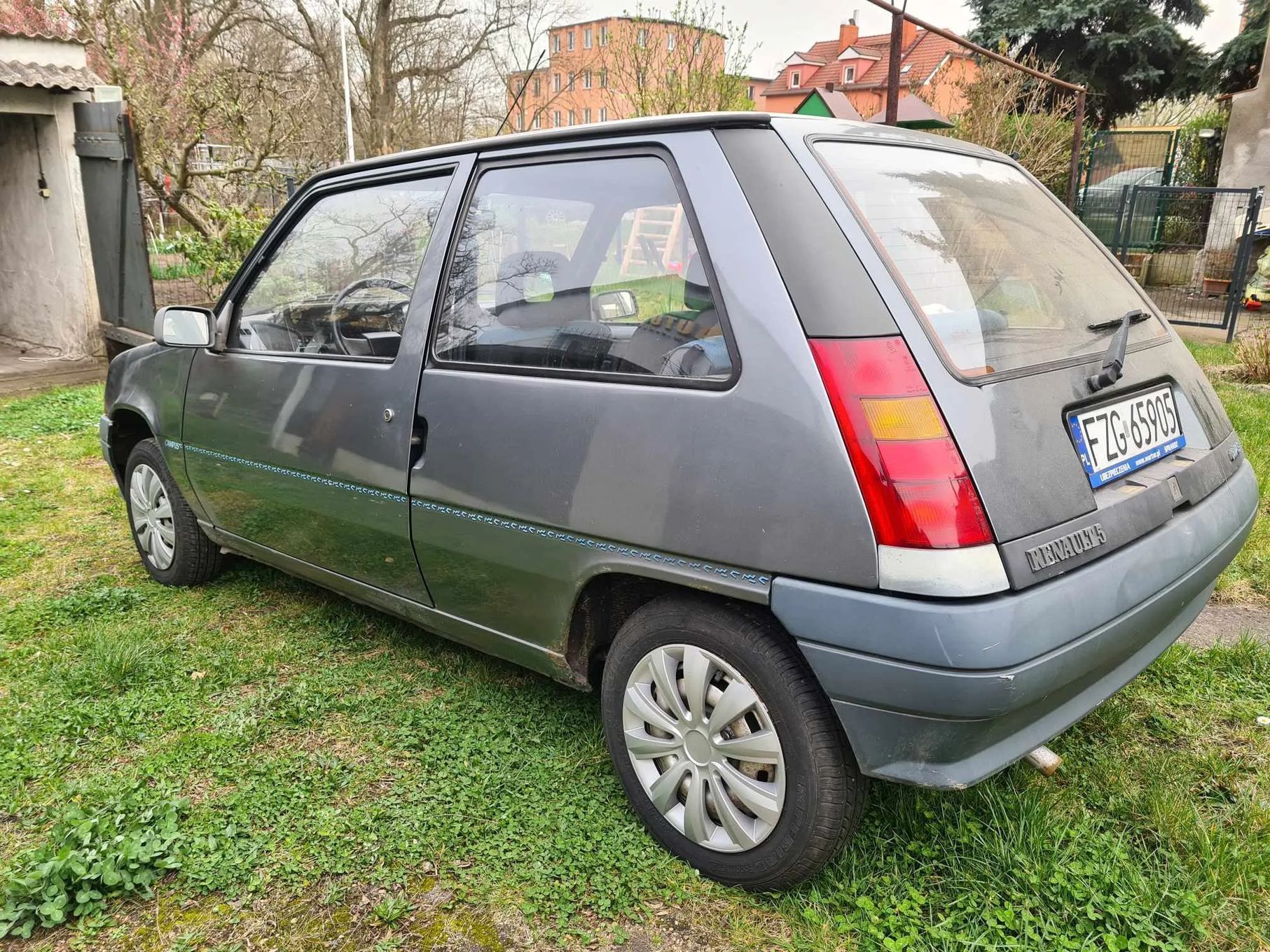 Renault 5 jedna właścicielka od nowości, oryginalny lakier, dwa komplety kół