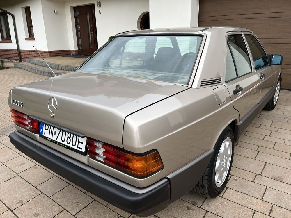 Mercedes 190 D W201 Diesel Automat niski przebieg , c.zamek , wspom.