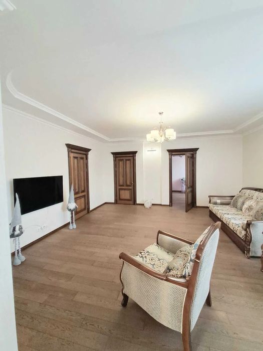 Продам неймовірний маєток наповнений домашнім теплом. Р-н Міськсаду.