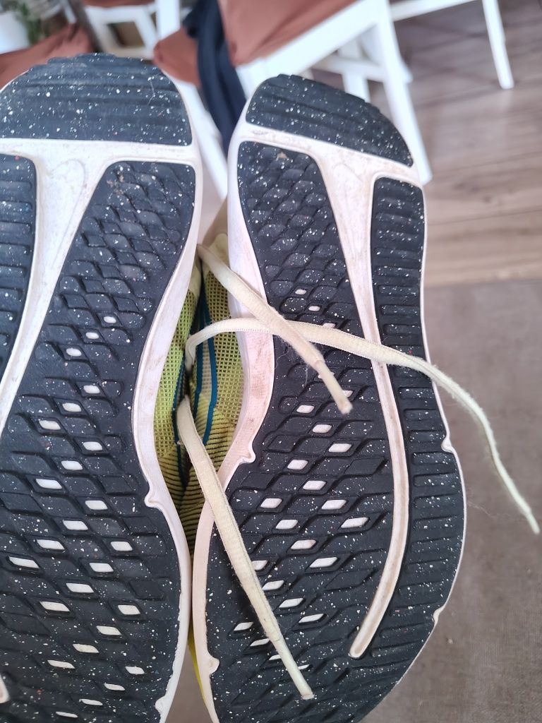 Buty Nike do biegania rozmiar 37,5