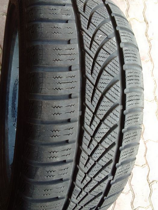 Opona wielosezonowa 205/50r17 PLATIN 2021r 7mm
