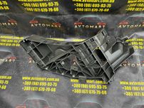 Кронштейн фары правый шахта Tesla mx 1043612-00-F Кронштейн фари