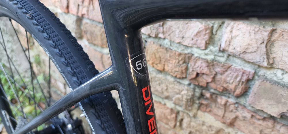 Specialized Diverge Sport carbon gravel