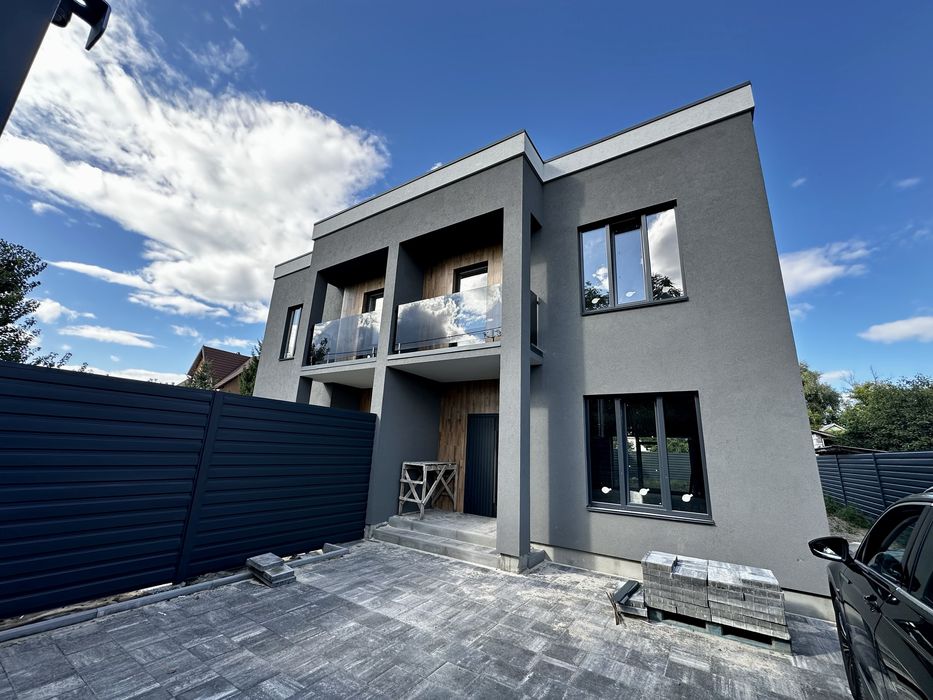 Дуплекс квартира дім біля метро Осокорки Дарницький Київ