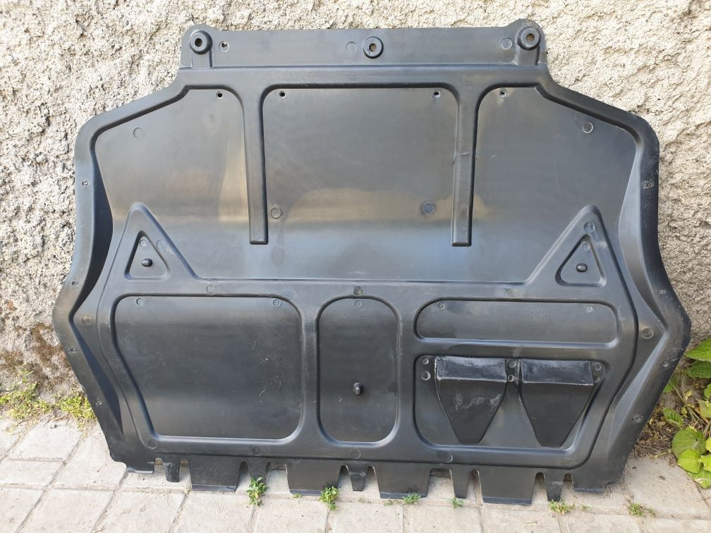 Продам зашиту двигателя Volkswagen Passat