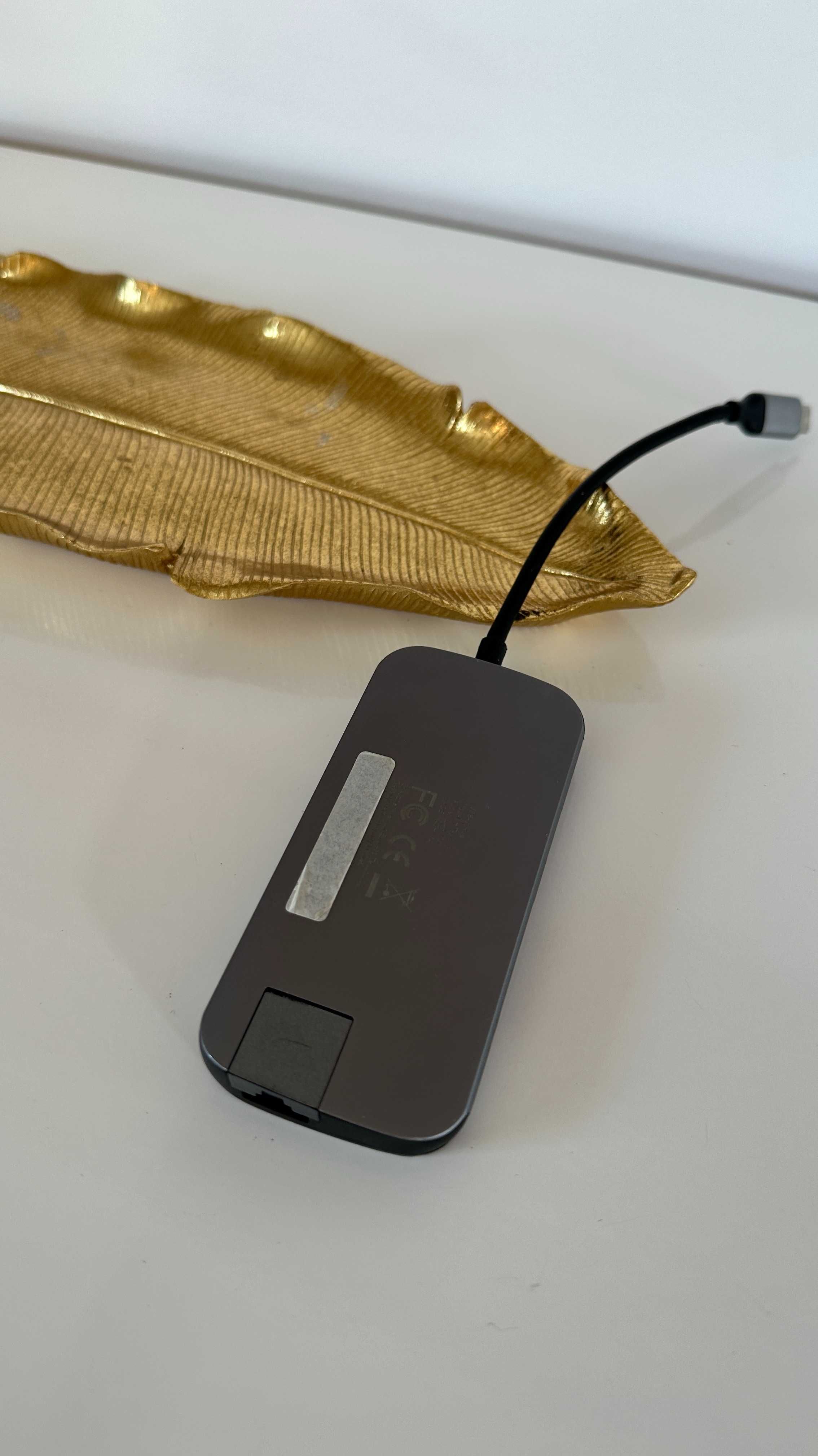 Adaptador Dongle HooToo USB-C - HDMI, SD Card