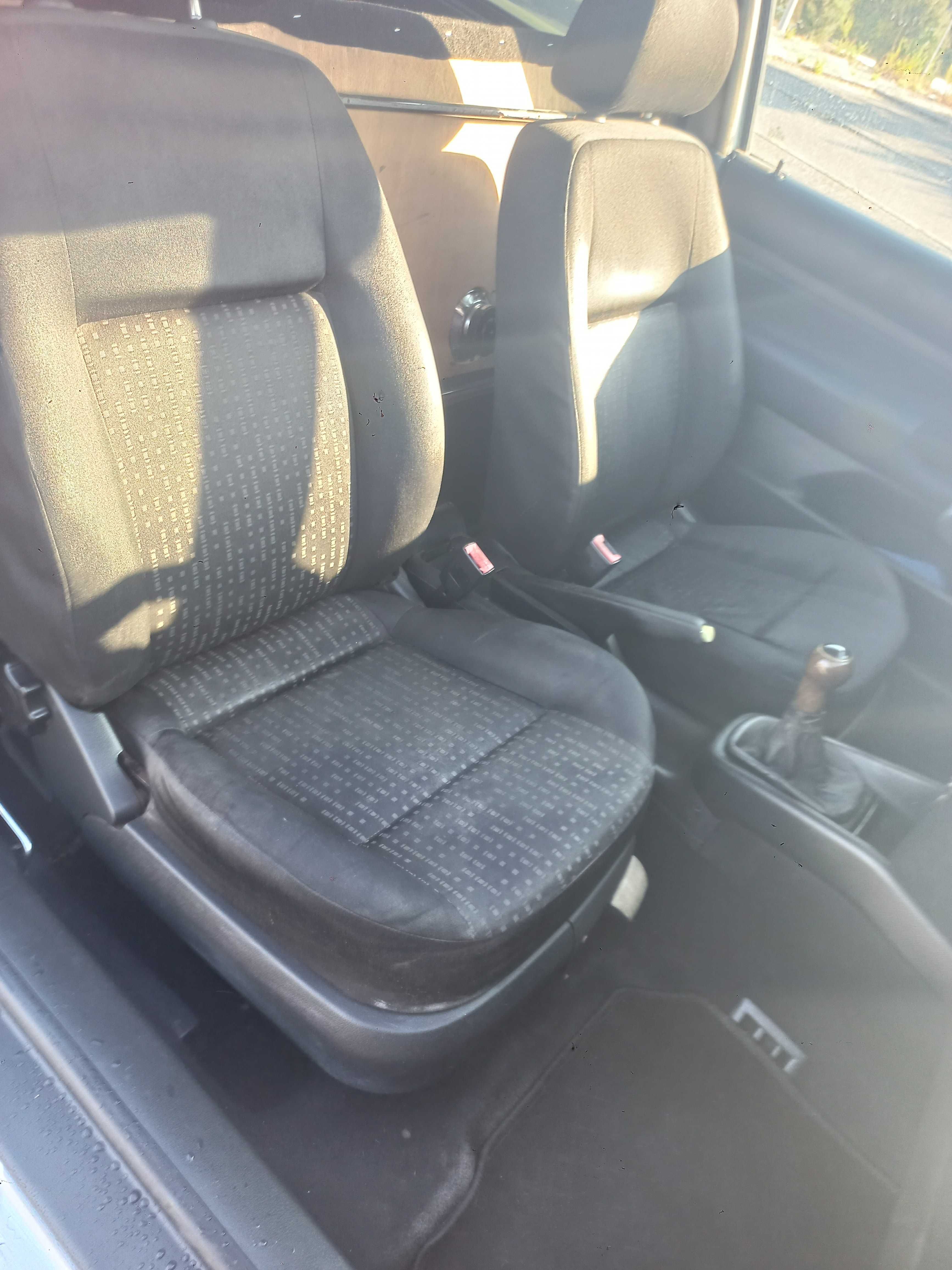 VW GOLF IV 1900 tdi comercial