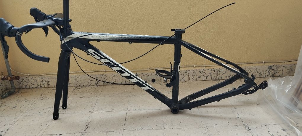 Quadro Scott scale 740 + dropbar toseek + garrfo BMC carbono
